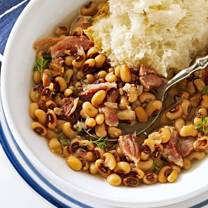 Eyed peas southern meal pea hoppin africanbites blackeyed defines bacon cajun