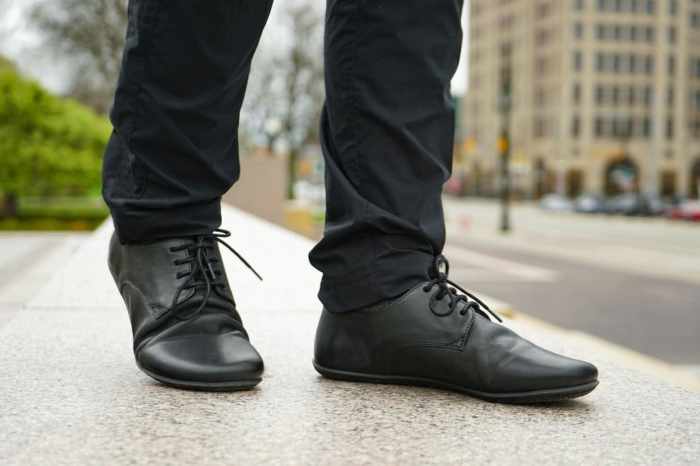 Mens minimalist dress shoes